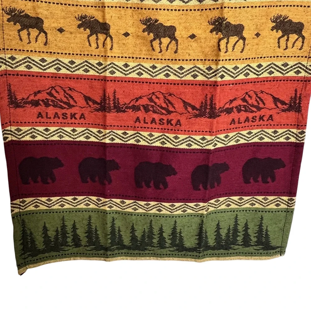 Alaska Wildlife Cotton Dishtowel 28 x 17 Bears Moose Mountains Cabin Lodge Decor